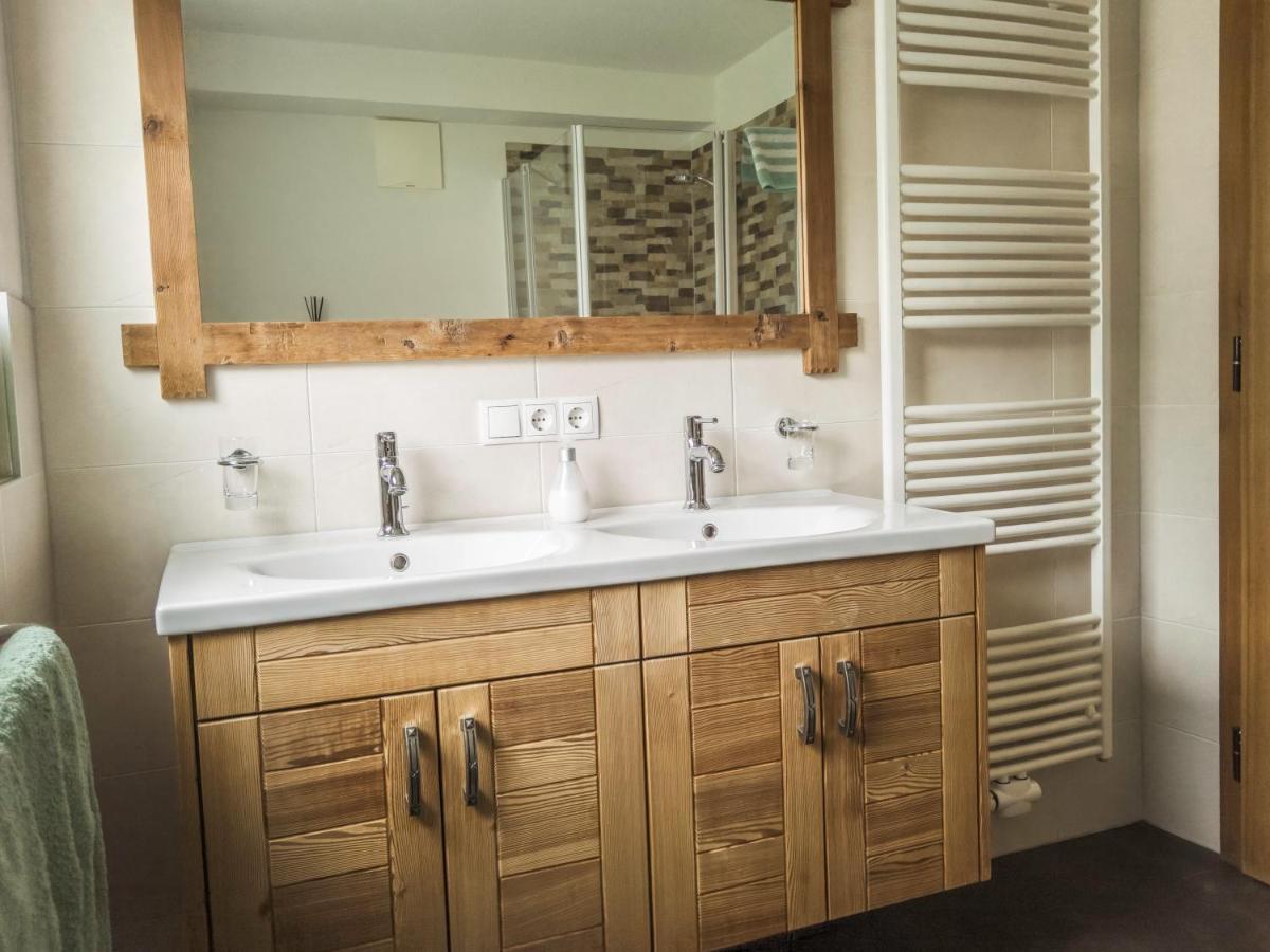 Beim Gruber Apartment Melago Ngoại thất bức ảnh